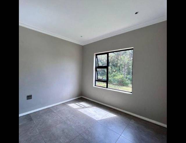 3 BEDROOM HOUSE FOR SALE IN ELDORETTE